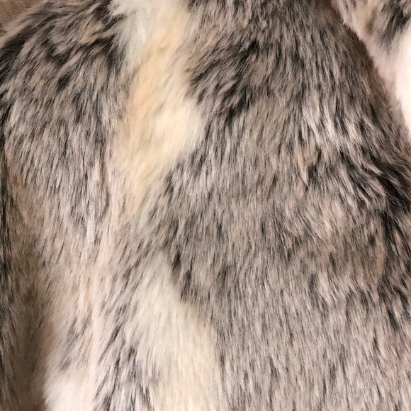 PS COUTURE faux fur hooded jacket, size 14 - Picture 5 of 7